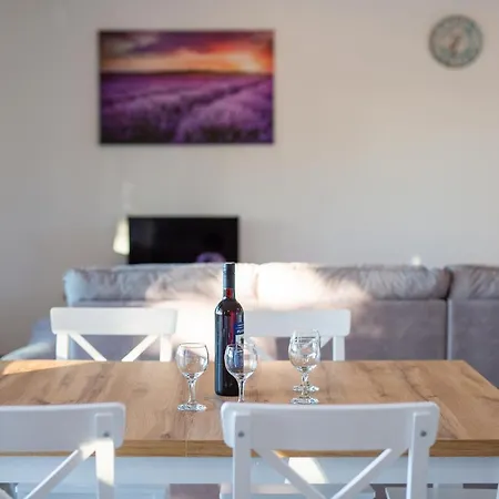 Vista Tatil Evi *